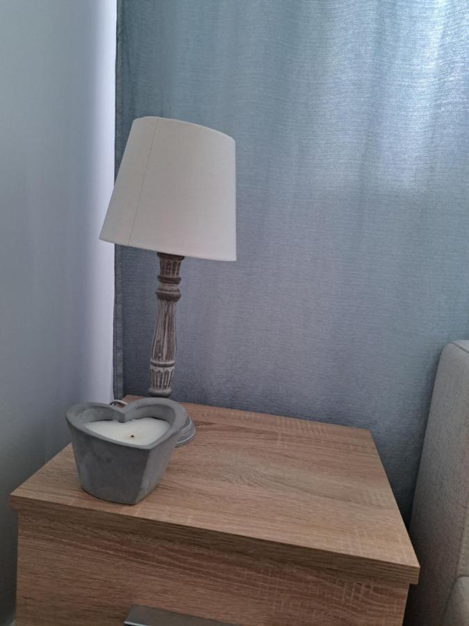 오라데아 Apartament Onestilor 아파트 외부 사진